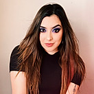 claudia author foto.jpeg